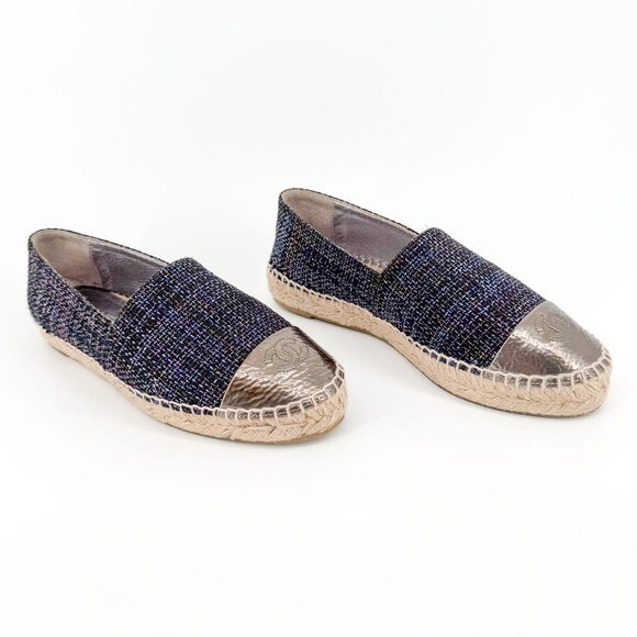 Chanel CC Cap Toe Espadrilles EU 39 US 8-8.5 Navy Metallic Tweed Slip On Flat - Picture 1 of 12